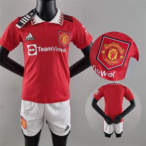 10 Manchester United Youth Apparel Picks For Better Style