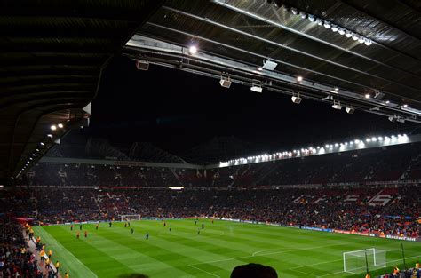 5 Unforgettable Champions League Nights At Old Trafford