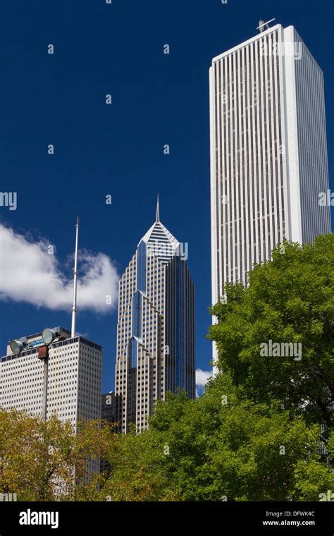 Aon Center Stock Photo Alamy