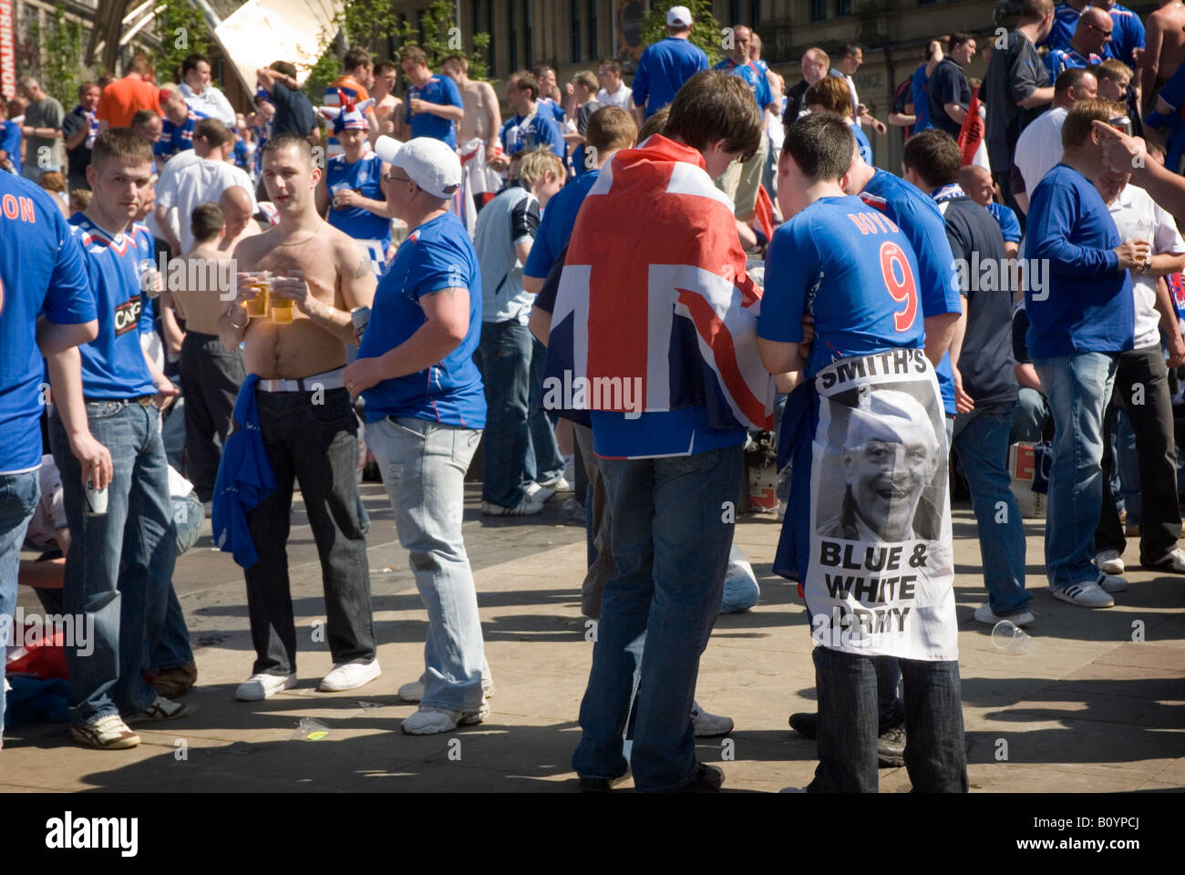 Glasgow Rangers Fans In Manchester For The Uefa Cup Final Rangers 0