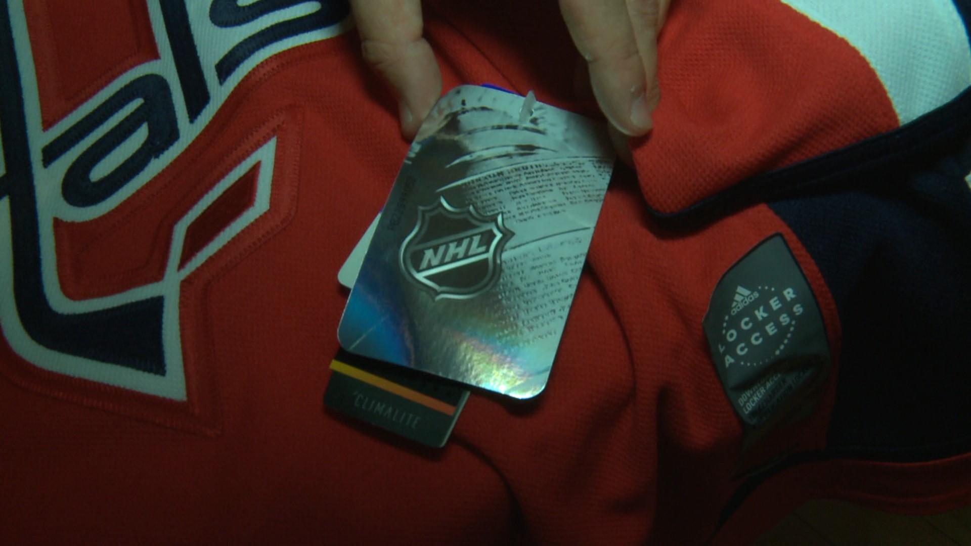 How To Spot Fake Stanley Cup Jerseys Hats And Other Gear Wusa9 Com