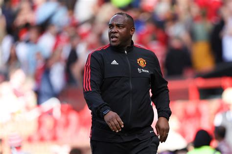 I Am Absolutely Heartbroken Man United Coach Benni Mccarthy Pays