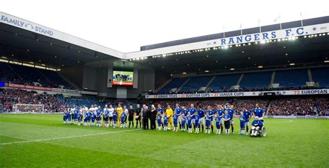 In Pictures Rangers Legends V Manchester United Legends Daily Record