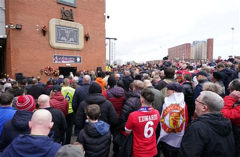 Manchester United: A Fan's Guide To Away Days