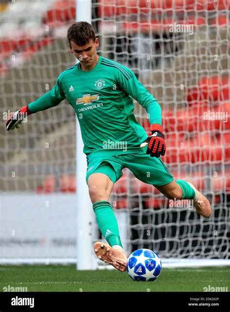 Manchester United Goalkeeper Matej Kovar Stock Photo Alamy