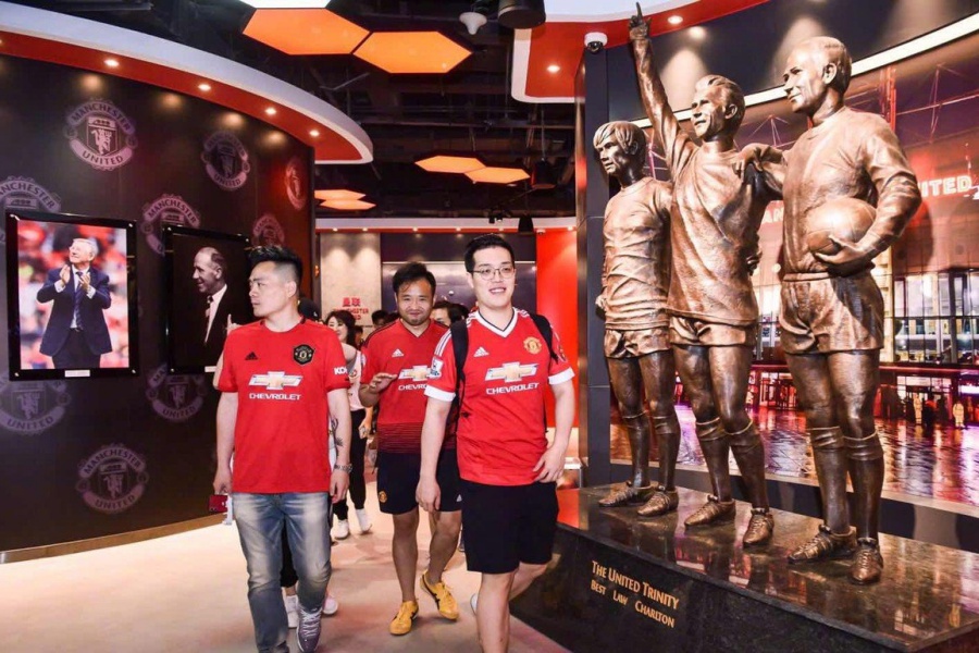 Manchester United Scores In China With Experience Centre And App