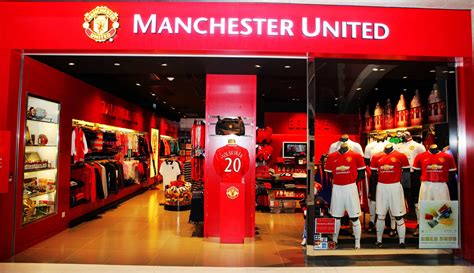 Olga Hoffman News Manchester United Store Old Trafford