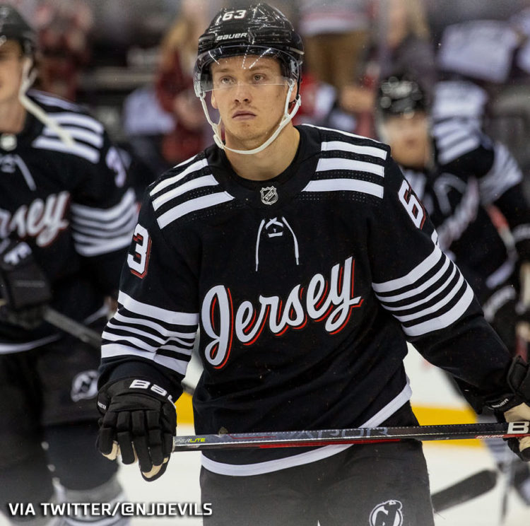 Photos New Jersey Devils New Uniform Makes On Ice Debut Sportslogos